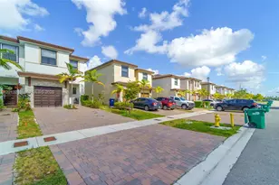 25500 SW 108th Ave, Homestead, FL 33032 - Photo 4