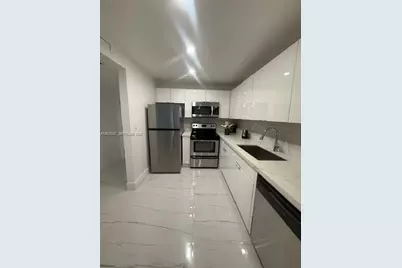 2301 Collins Ave #628, Miami Beach, FL 33139 - Photo 12