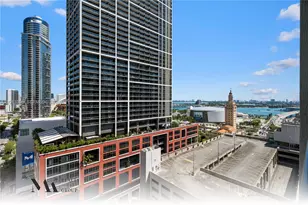 121 NE 5th St, Miami, FL 33132 - Photo 2