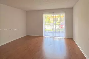 1281 SW 46th Ave, Pompano Beach, FL 33069 - Photo 4