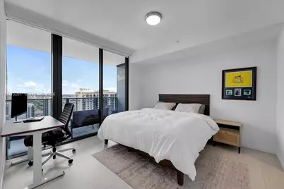 1000 Brickell Plaza #3610, Miami, FL 33131 - Photo 10