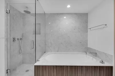 1000 Brickell Plaza #3610, Miami, FL 33131 - Photo 12