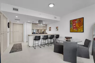 1000 Brickell Plaza #3610, Miami, FL 33131 - Photo 4