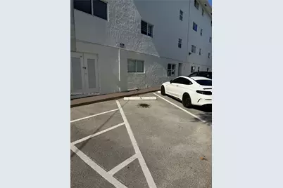 924 SE 2nd St #14, Fort Lauderdale, FL 33301 - Photo 12