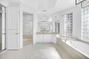 2553 Jardin Manor, Weston, FL 33327 - Photo 14