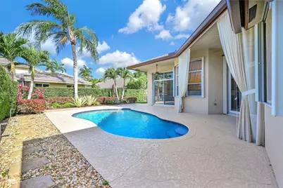 2553 Jardin Manor, Weston, FL 33327 - Photo 4
