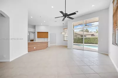 2553 Jardin Manor, Weston, FL 33327 - Photo 32
