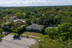 427 Grand Concourse, Miami Shores, FL 33138 - Photo 4