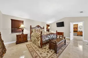 8560 NW 164th St, Miami Lakes, FL 33016 - Photo 38