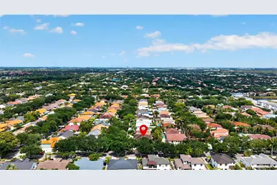 8560 NW 164th St, Miami Lakes, FL 33016 - Photo 74