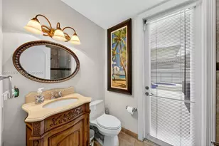 8560 NW 164th St, Miami Lakes, FL 33016 - Photo 14