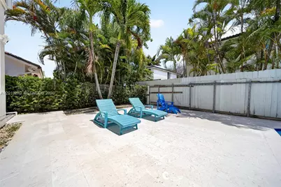 8560 NW 164th St, Miami Lakes, FL 33016 - Photo 52
