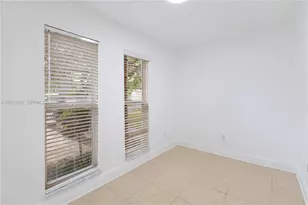 5770 SW 55th St, Miami, FL 33155 - Photo 10