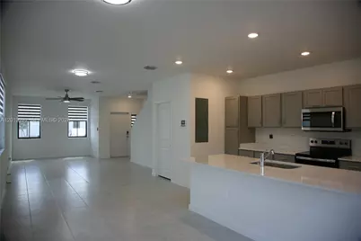371 NE 16th St #371, Florida City, FL 33034 - Photo 8