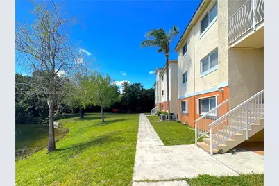 3610 N 56th Ave #218, Hollywood, FL 33021 - Photo 30