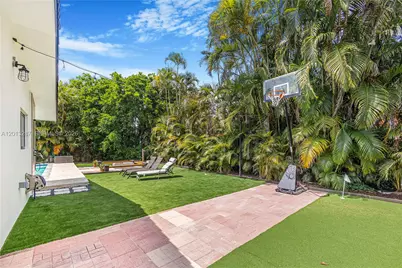 15331 Turnbull Dr, Miami Lakes, FL 33014 - Photo 70