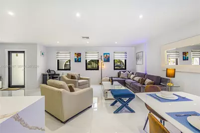 15331 Turnbull Dr, Miami Lakes, FL 33014 - Photo 16