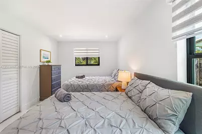 15331 Turnbull Dr, Miami Lakes, FL 33014 - Photo 32