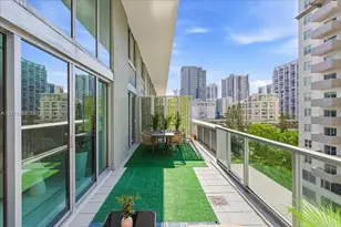 1111 SW 1st Ave, Miami, FL 33130 - Photo 50