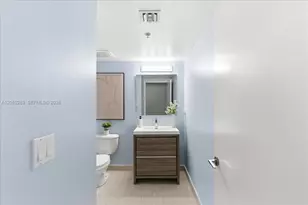 1111 SW 1st Ave, Miami, FL 33130 - Photo 22