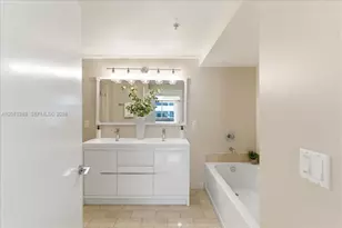 1111 SW 1st Ave, Miami, FL 33130 - Photo 34