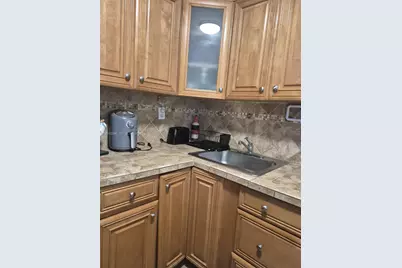 1735 W 60th St #M329, Hialeah, FL 33012 - Photo 4