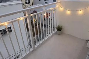 1020 SW 4th St, Miami, FL 33130 - Photo 8