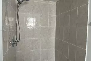 1020 SW 4th St, Miami, FL 33130 - Photo 6