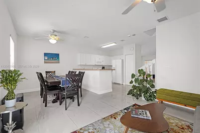 9354 SW 220th St, Cutler Bay, FL 33190 - Photo 10
