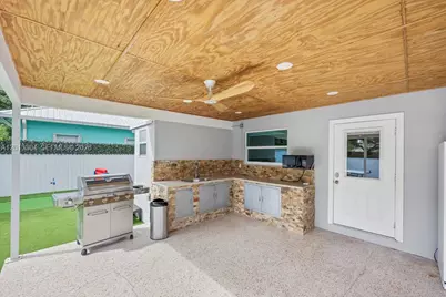 2128 Dock St #0, West Palm Beach, FL 33401 - Photo 10