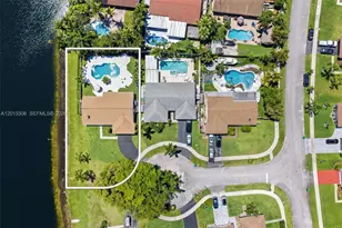 13750 Green Cove Pl, Davie, FL 33325 - Photo 30