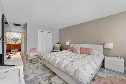 1880 S Ocean Dr #705, Hallandale Beach, FL 33009 - Photo 12