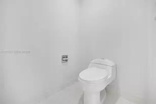 2553 Bay Pointe Dr, Weston, FL 33327 - Photo 30