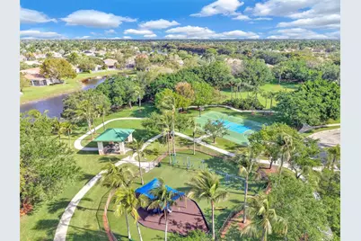 2553 Bay Pointe Drive, Weston, FL 33327 - Photo 54