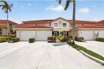 12474 Crystal Pointe Dr #101, Boynton Beach, FL 33437 - Photo 1