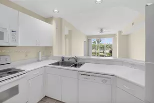 12474 Crystal Pointe Dr, Boynton Beach, FL 33437 - Photo 20
