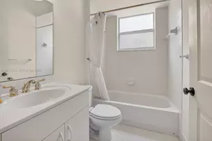 12474 Crystal Pointe Dr, Boynton Beach, FL 33437 - Photo 24