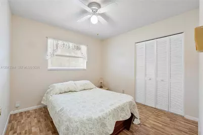 7201 SW 4th St, North Lauderdale, FL 33068 - Photo 6