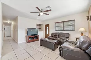 7201 SW 4th St, North Lauderdale, FL 33068 - Photo 2