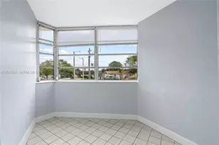 18638 NE 18th Ave, Miami, FL 33179 - Photo 22
