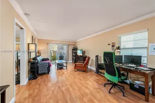 1000 Michigan Ave, Miami Beach, FL 33139 - Photo 8