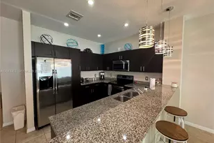 2333 SE 5th St, Pompano Beach, FL 33062 - Photo 2