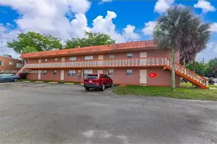 2040 NW 81st Ave, Pembroke Pines, FL 33024 - Photo 1