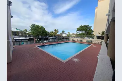2903 N Miami Beach Blvd #905, North Miami Beach, FL 33160 - Photo 2