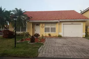 10867 SW 152nd Pl, Miami, FL 33196 - Photo 1