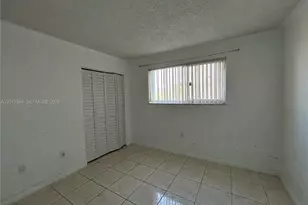 11307 SW 200th St, Miami, FL 33157 - Photo 2