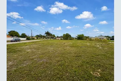 1014 SW 18th St, Cape Coral, FL 33991 - Photo 8