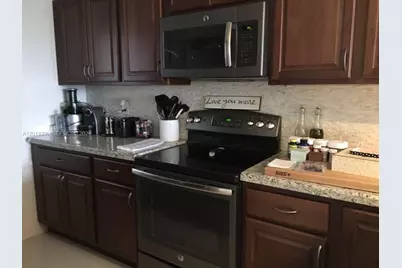 1401 Bay Rd #513, Miami Beach, FL 33139 - Photo 2
