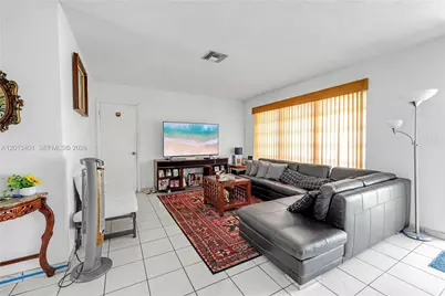 10370 SW 44th St, Miami, FL 33165 - Photo 10