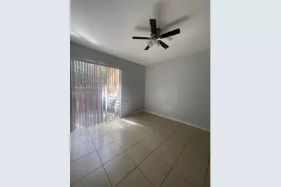 10666 SW 7th St #2106, Pembroke Pines, FL 33025 - Photo 8